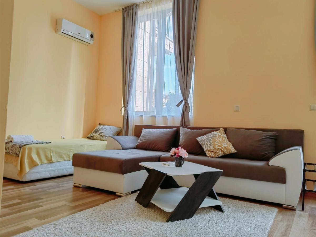 Pool Apartment Amadeus Lux Sunny Beach Esterno foto